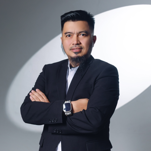 Trainer Sekolah Bisnis Laundry Khaidir Khaliq, C.T